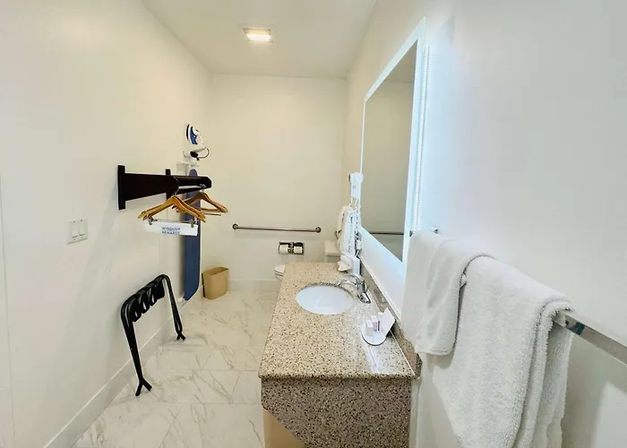 King Room Hearing Accessible